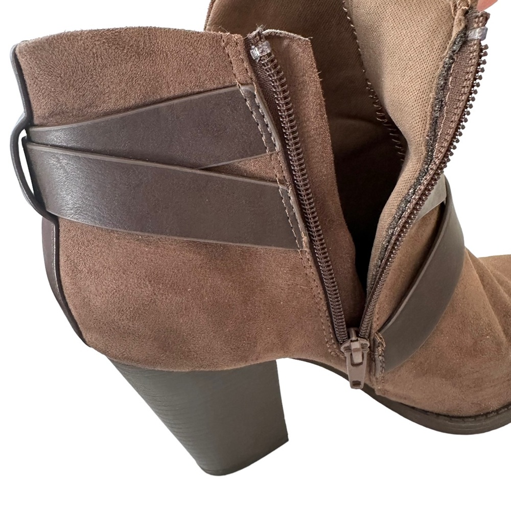 Charlotte Russ Brown Block Heel Ankle Boots Women’s 9.5 Faux Suede Faux Leather - Picture 5 of 11